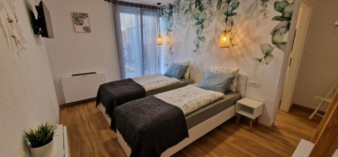 Hotel Samarin Črnomelj Exterior foto