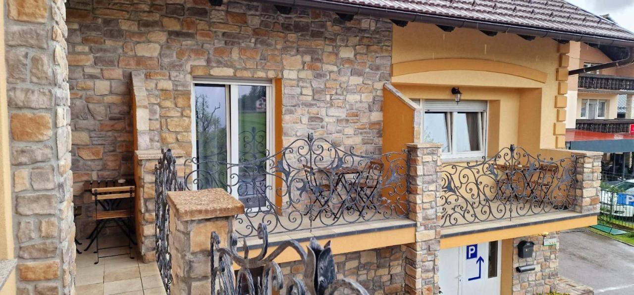 Hotel Samarin Črnomelj Exterior foto